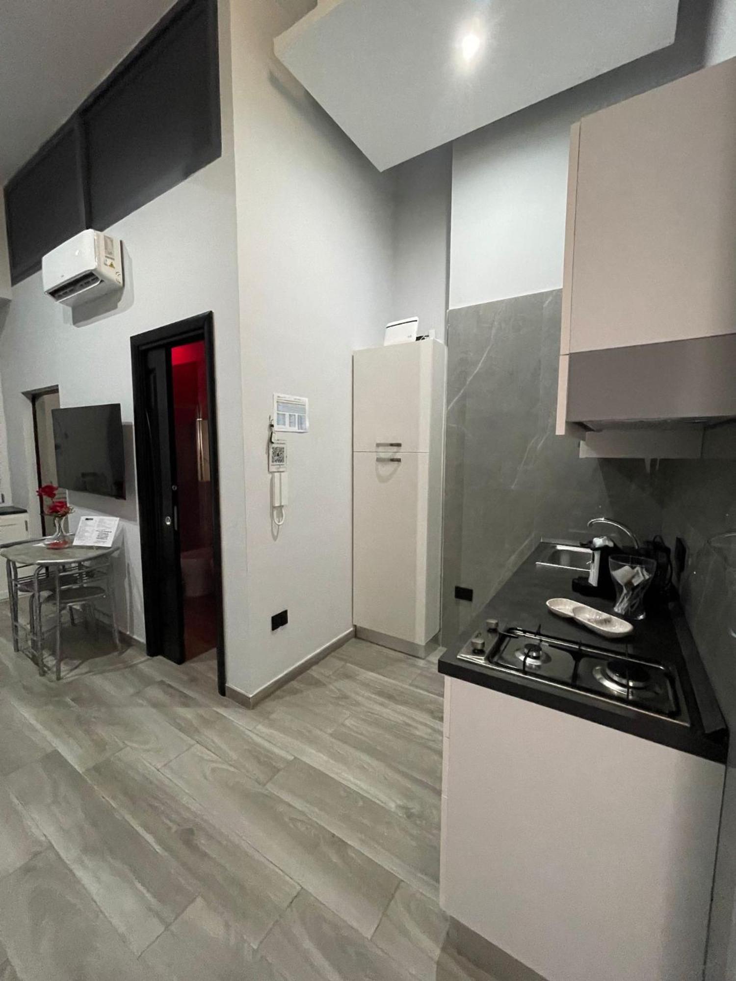 Giovi'S Apartments Castellammare di Stabia Ngoại thất bức ảnh
